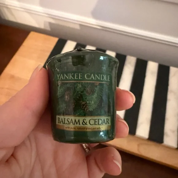 Vintage Yankee Candle Christmas Lot small candles lot of 9 As Is! - Picture 10 of 10